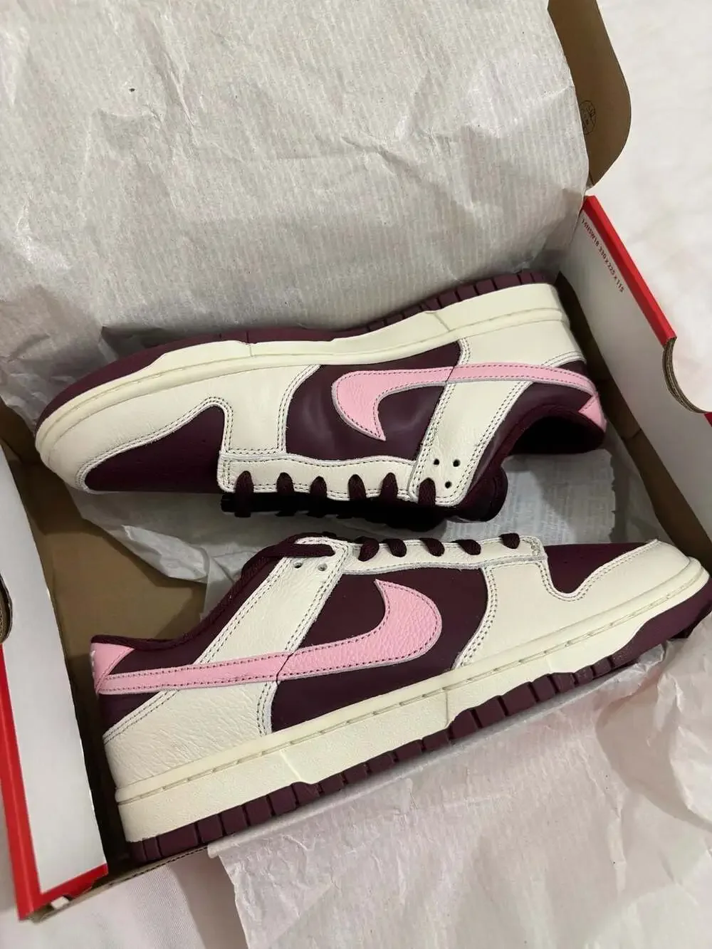 Nike Dunk Low Retro PRM 'Valentine's Day 2023' (DR9705-100)